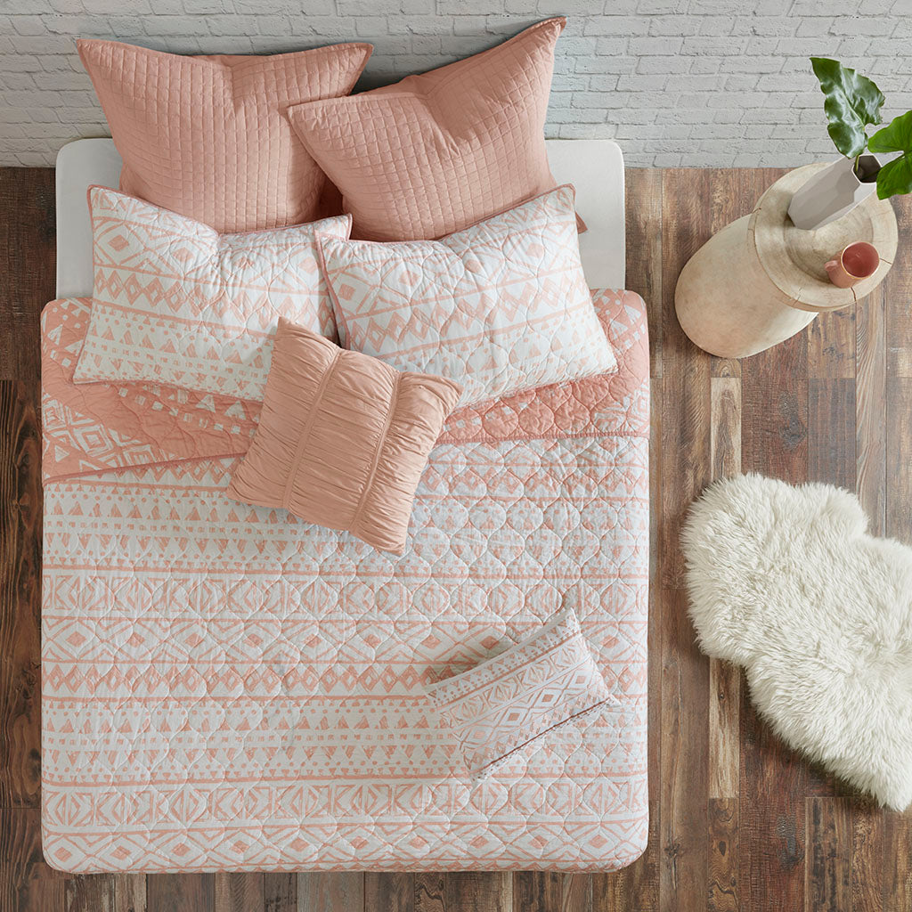 Larisa 7 Piece Reversible Cotton Quilt Set with Euro Shams and Thrwo Pillows