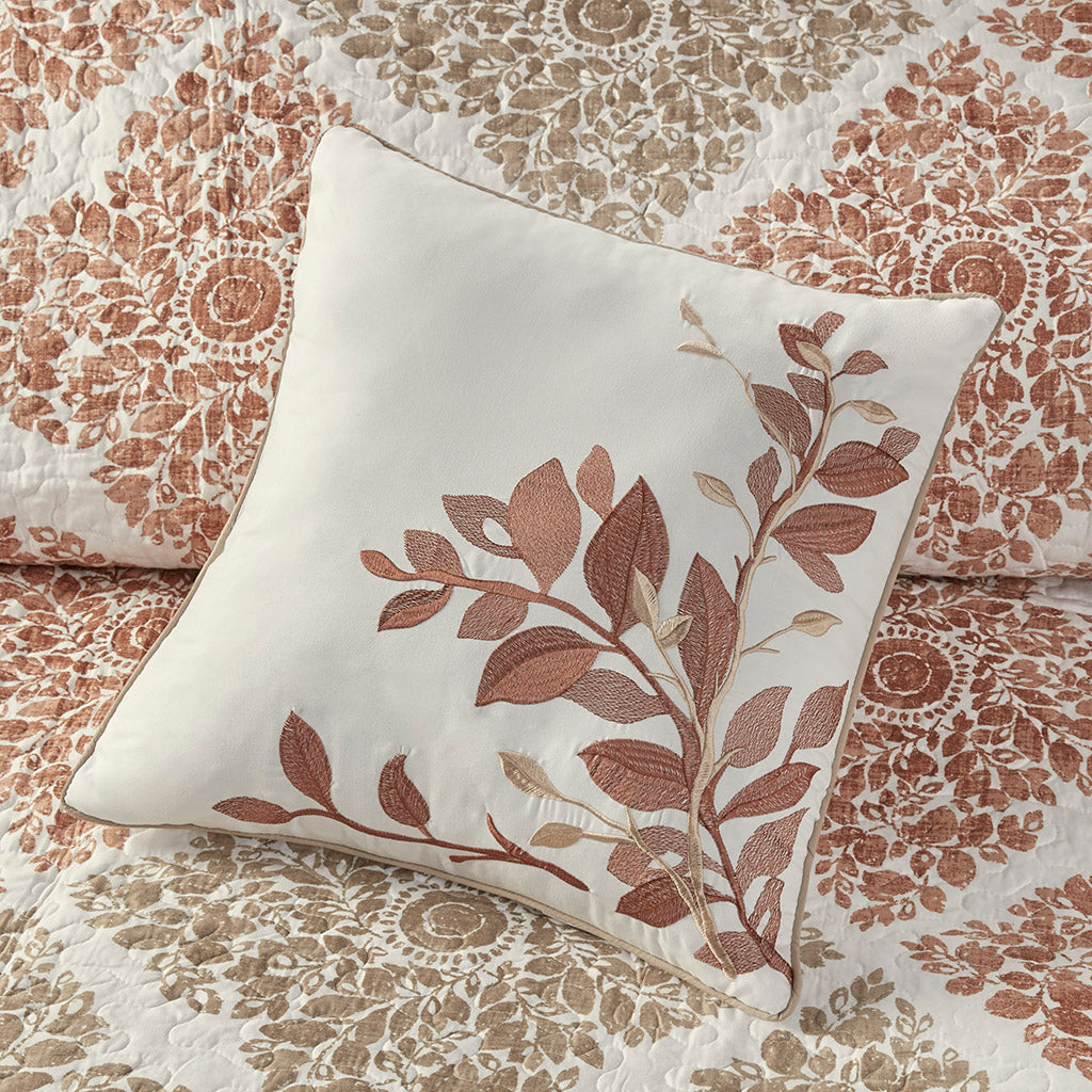 Claire 6 Piece Printed Quilt Set with Throw Pillows