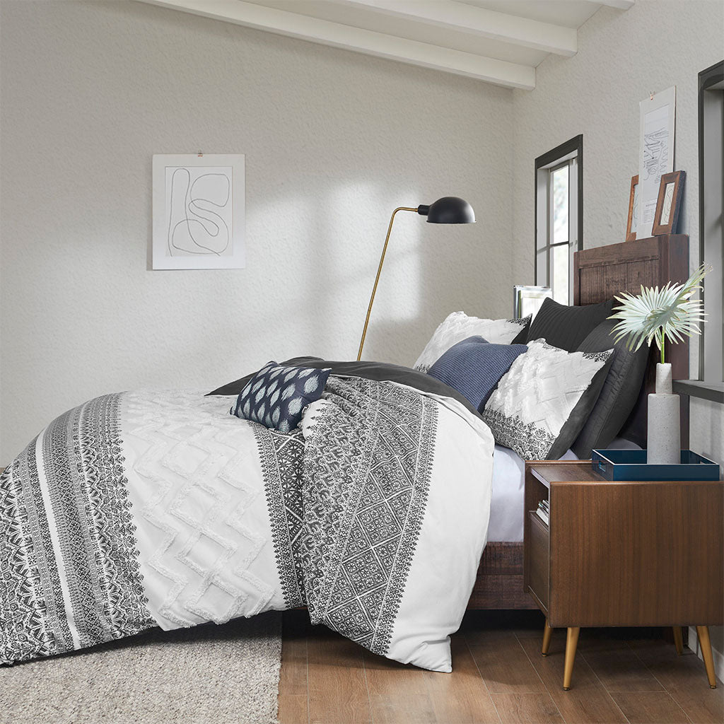 Mila 3 Piece Cotton Comforter Set with Chenille Tufting