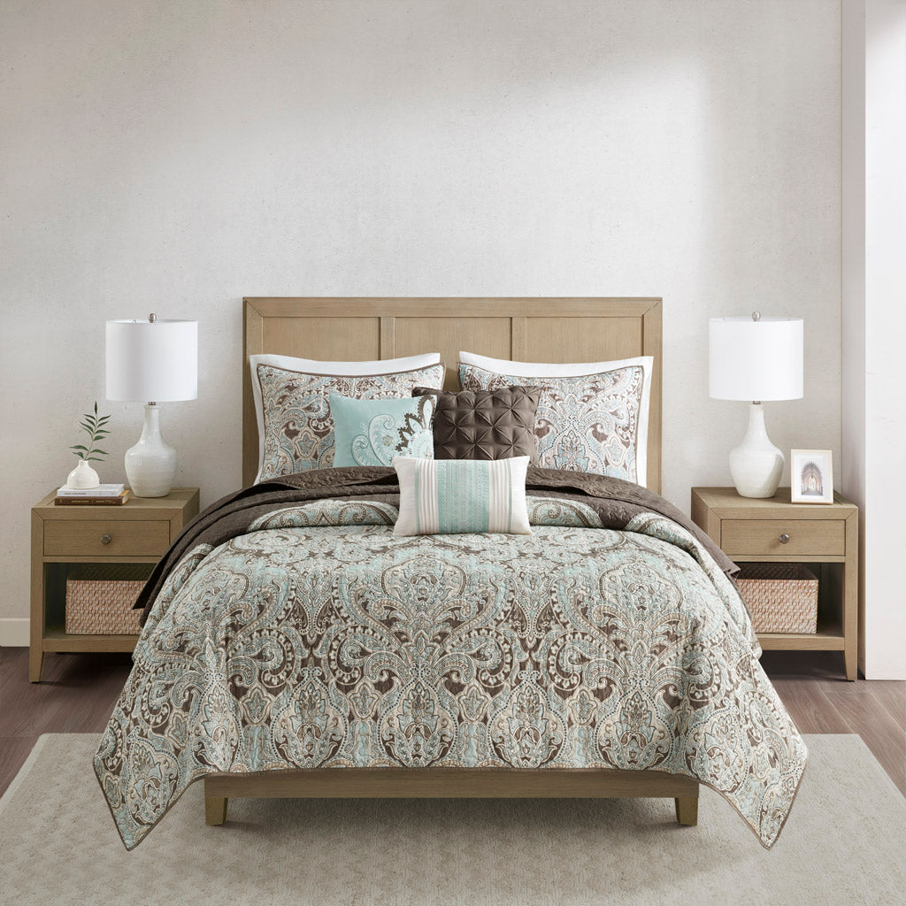 Geneva 6 Piece Printed Quilt Set with Throw Pillows