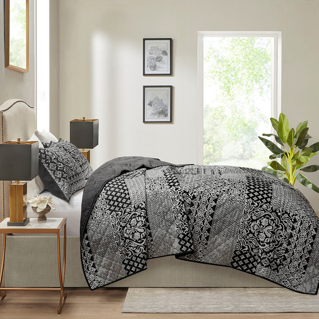Cassian 3 Piece Reversible Jacquard Coverlet Set