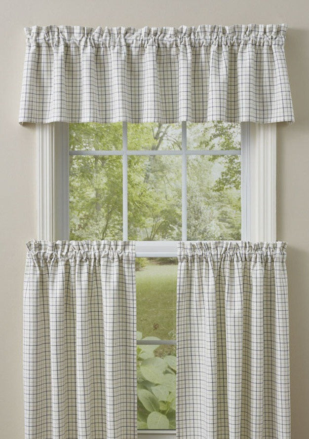 Jam Jar Plaid Valance