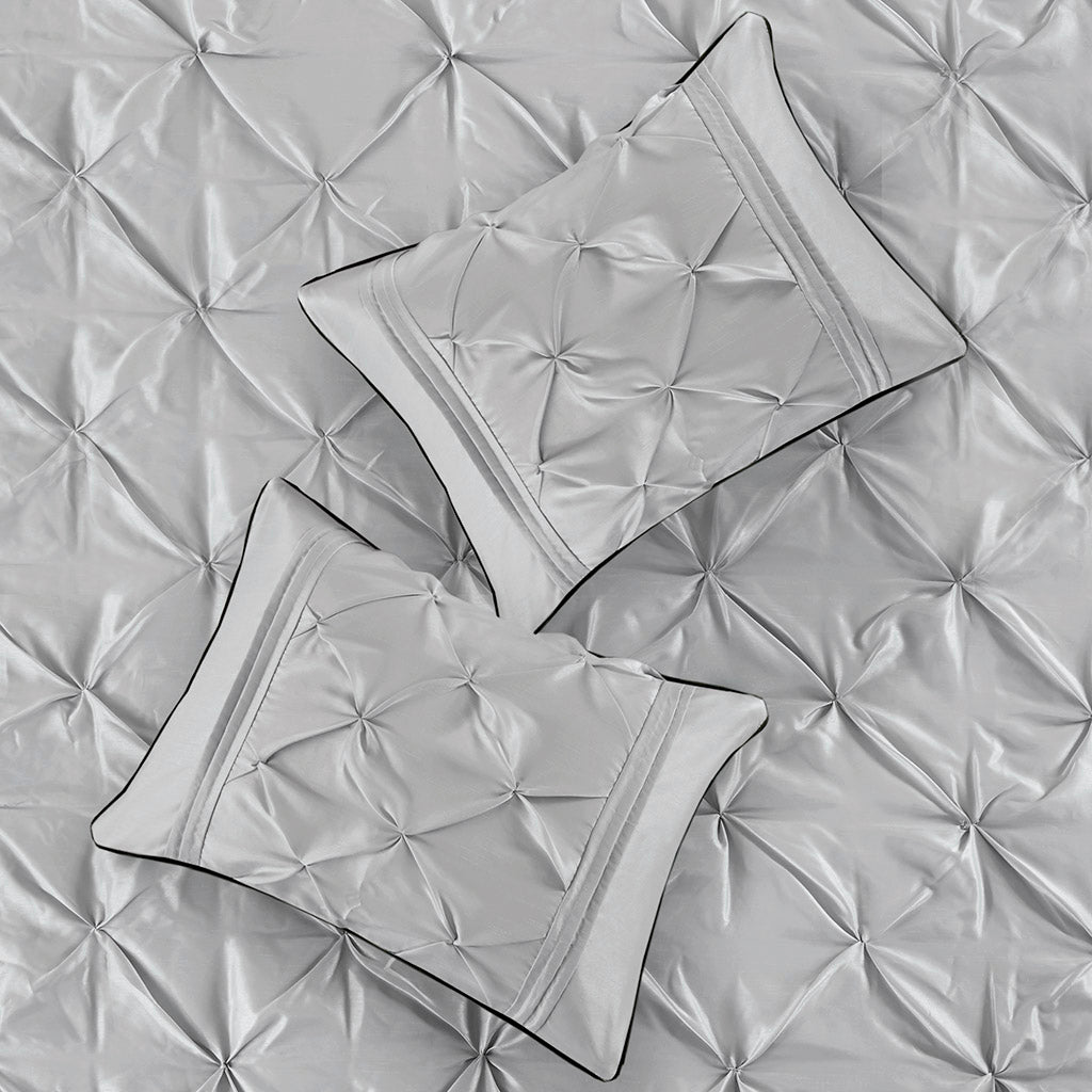 Laurel 7 Piece Tufted Comforter Set