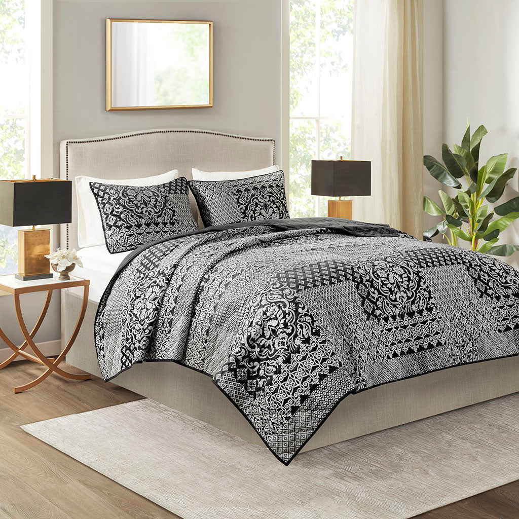 Cassian 3 Piece Reversible Jacquard Coverlet Set