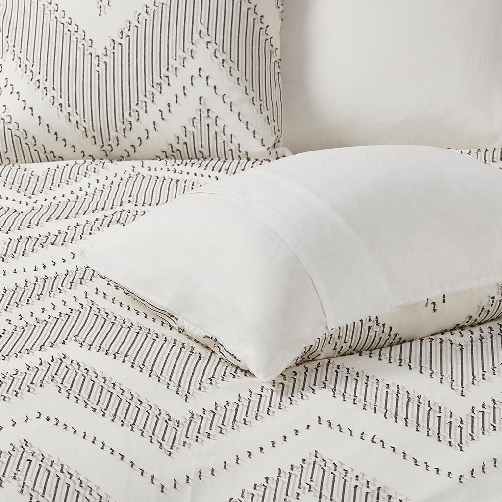 Bayside 4 Piece Cotton Clip Jacquard Duvet Cover Set