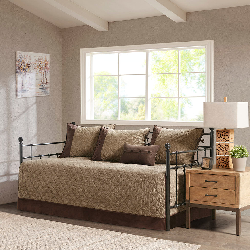 Boone 6 Piece Reversible Daybed Cover Set