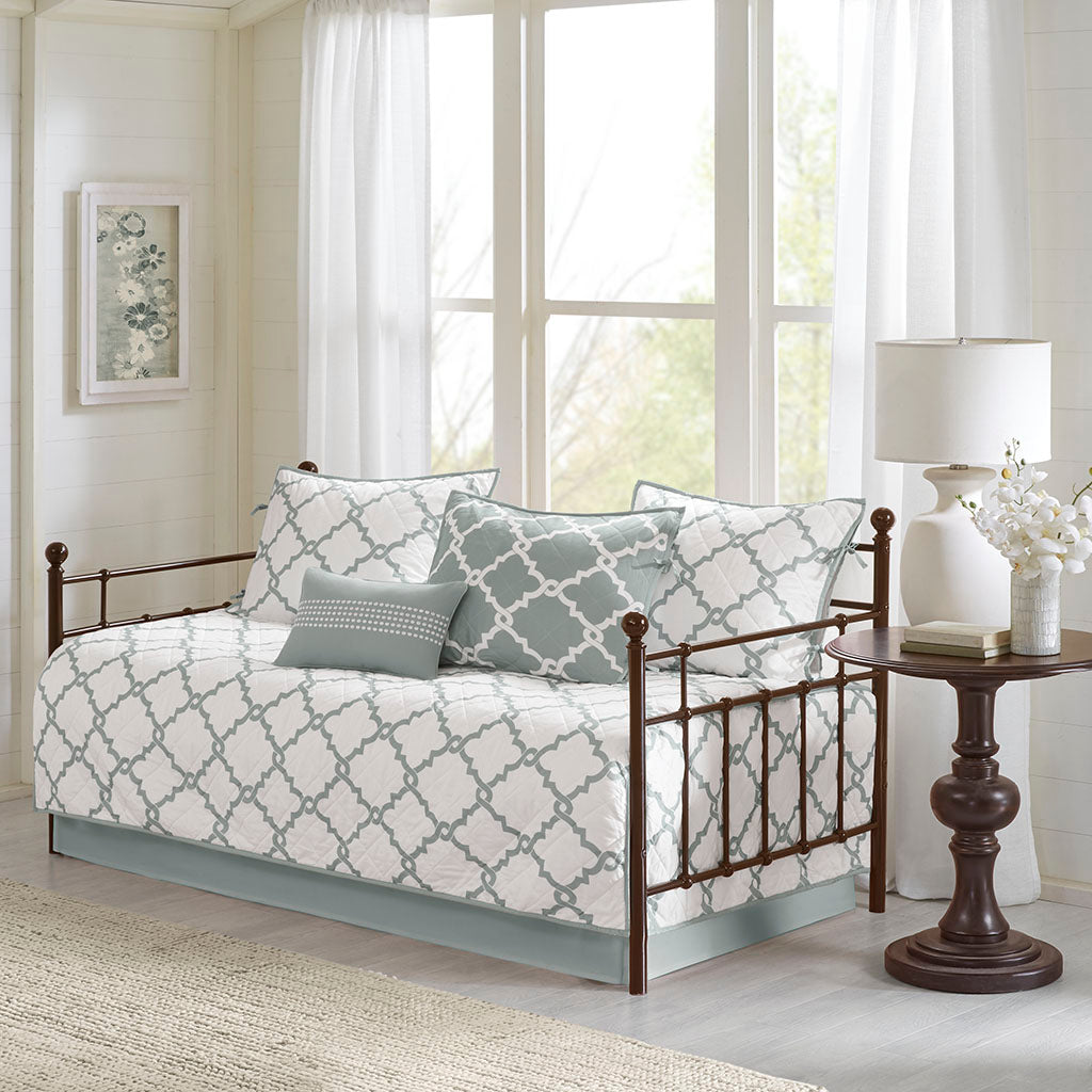 Merritt 6 Piece Reversible Daybed Set