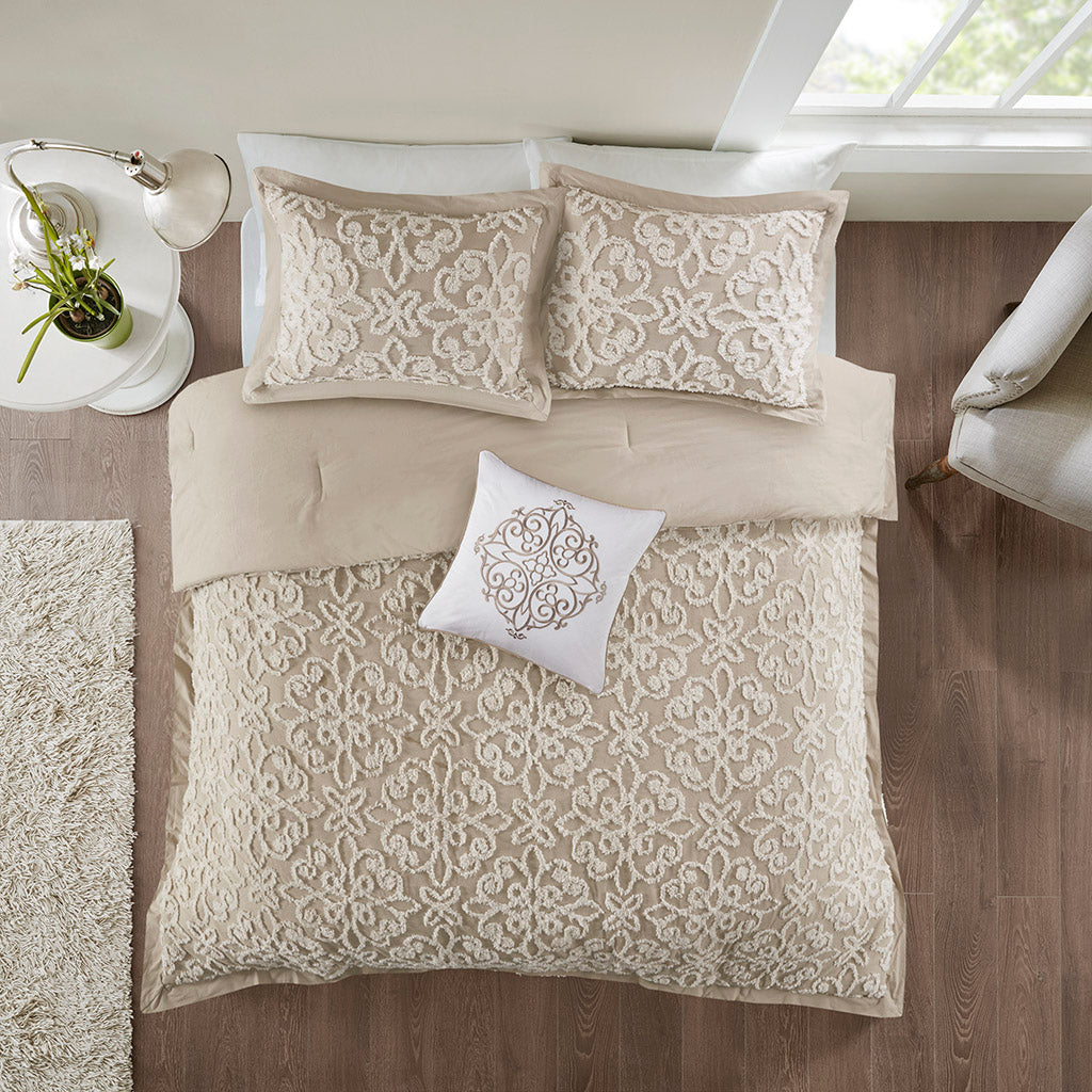 Sabrina 4 piece Tufted Cotton Comforter set