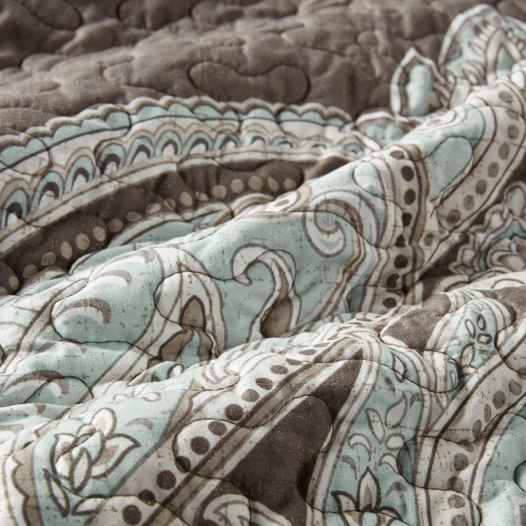 Geneva 6 Piece Printed Quilt Set with Throw Pillows