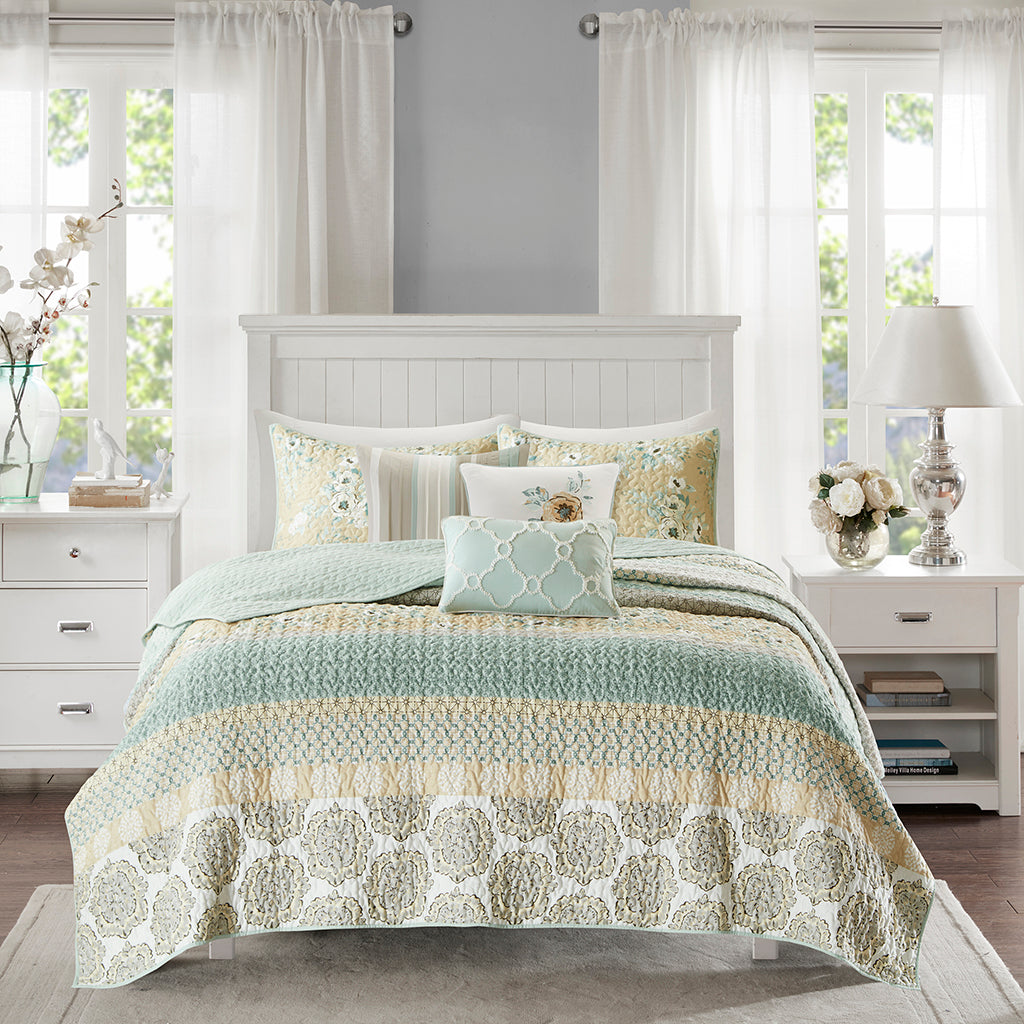 Willa 6 Piece Cotton Quilt Set with Throw Pillows