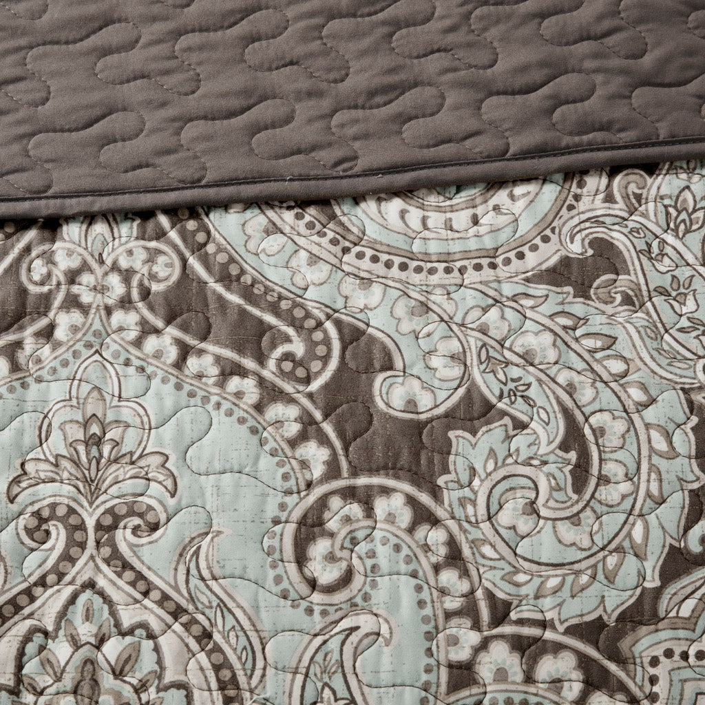 Geneva 6 Piece Printed Quilt Set with Throw Pillows
