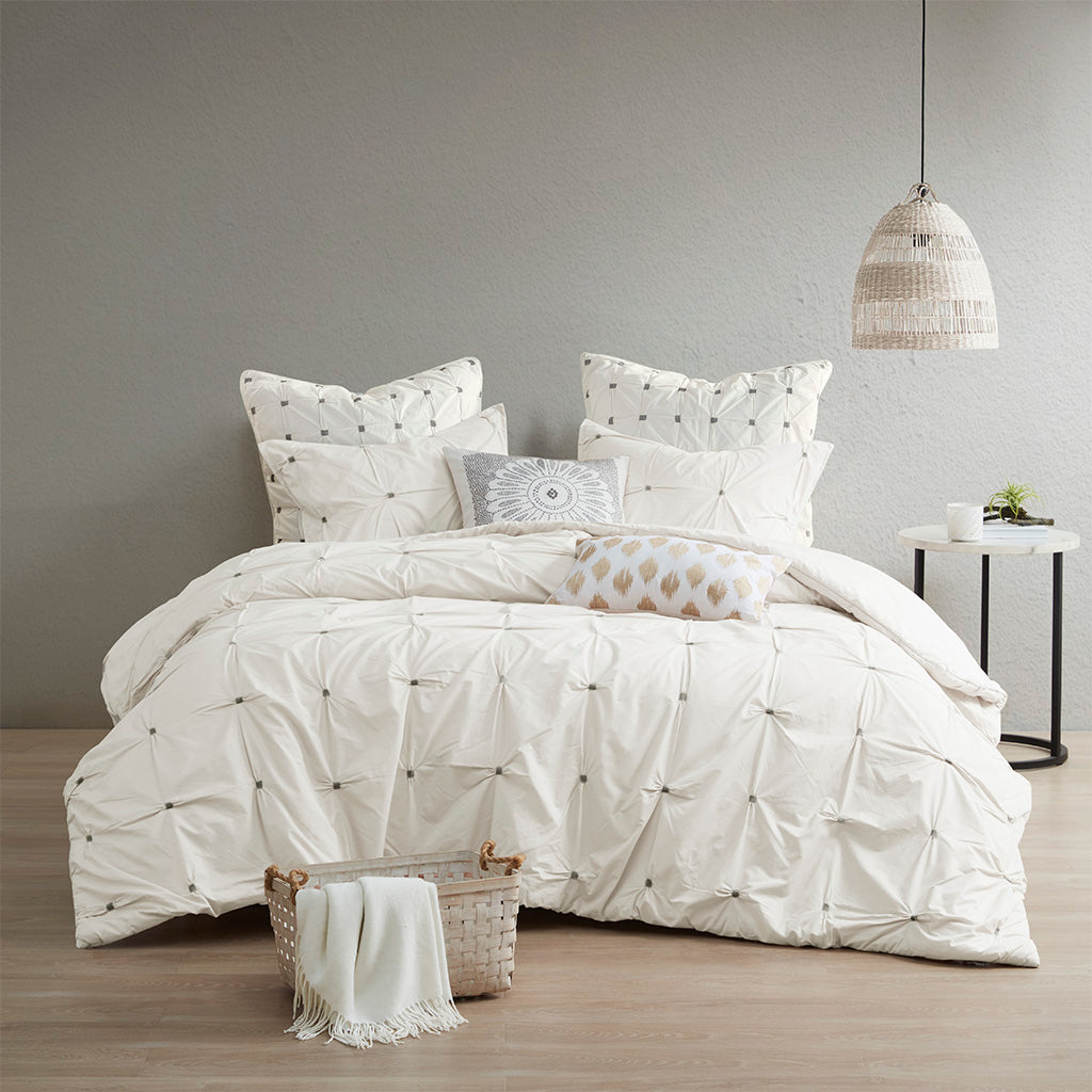 Masie 3 Piece Elastic Embroidered Cotton Duvet Cover Set