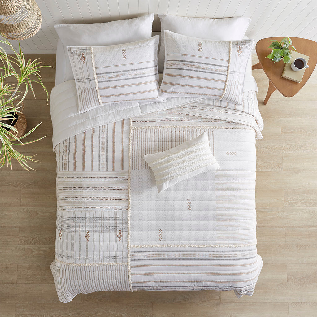 Salar 3 Piece Printed Cotton Quilt Set with Trims