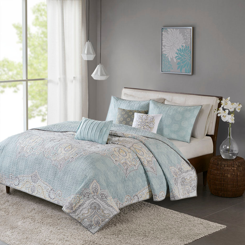 Lucinda 6 Piece Reversible Cotton Quilt Set with Throw Pillows