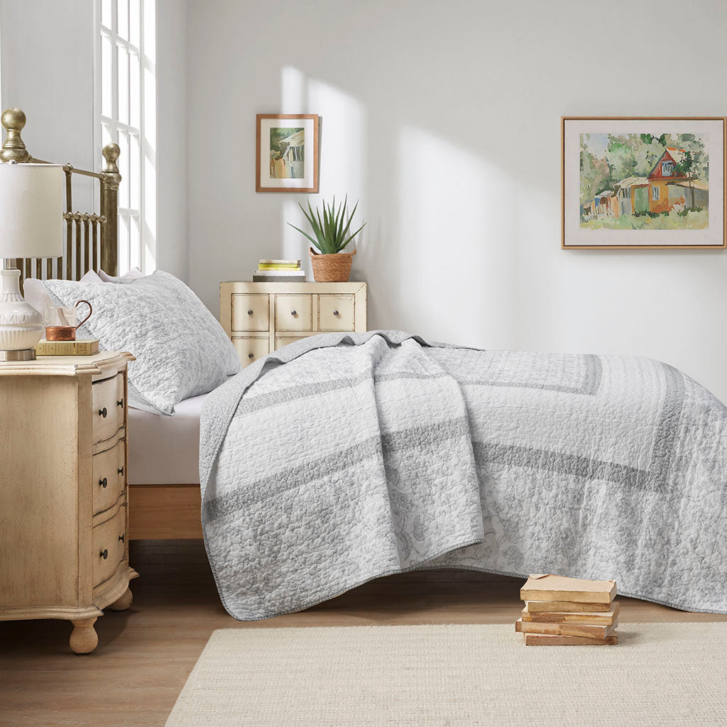 Amber 3 Piece Reversible Cotton Coverlet Set
