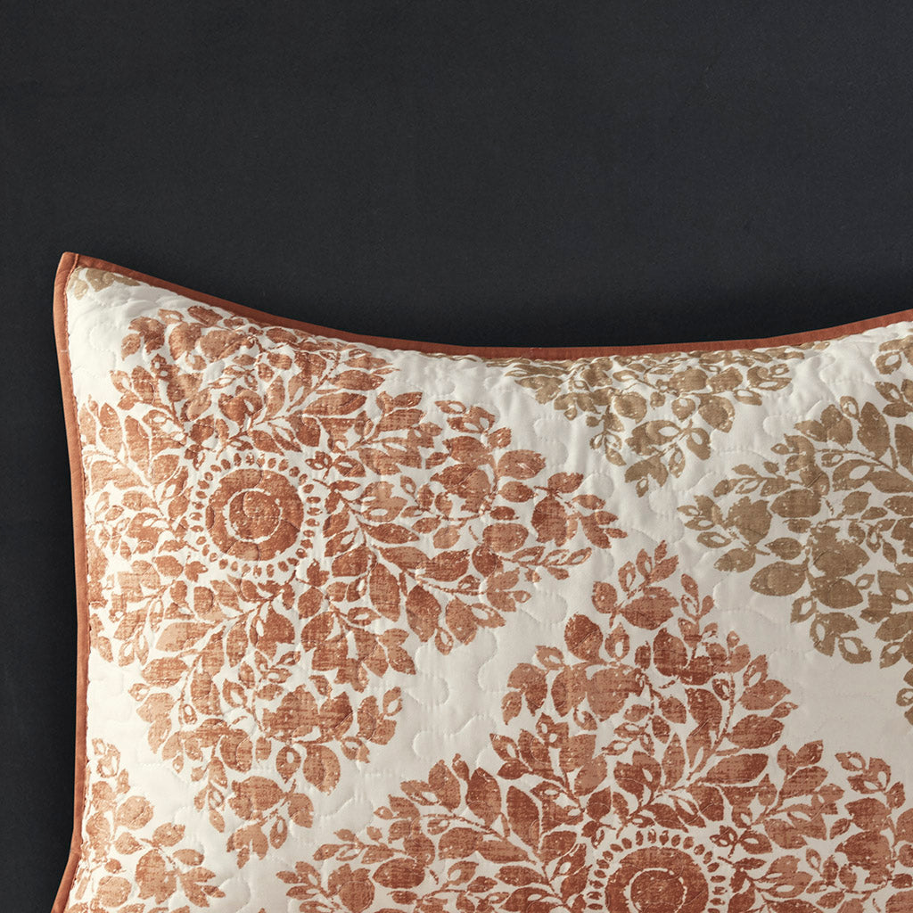 Claire 6 Piece Printed Quilt Set with Throw Pillows