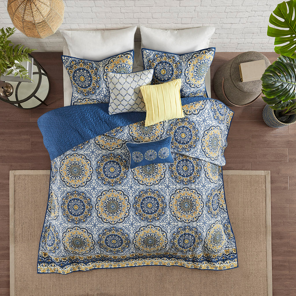 Tangiers 6 Piece Reversible Quilt Set with Throw Pillows