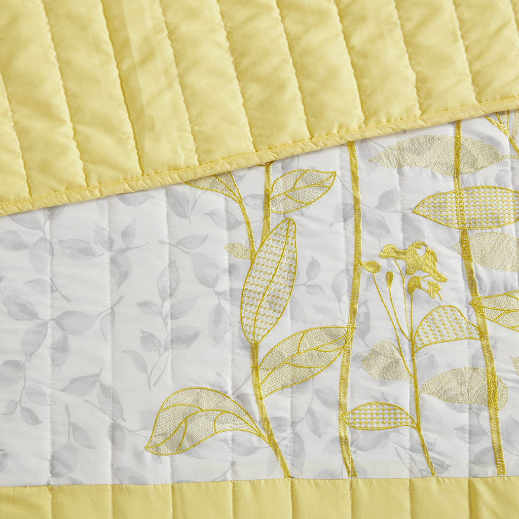Pippa 4 Piece Embroidered Microfiber Quilt Set with Throw Pillow