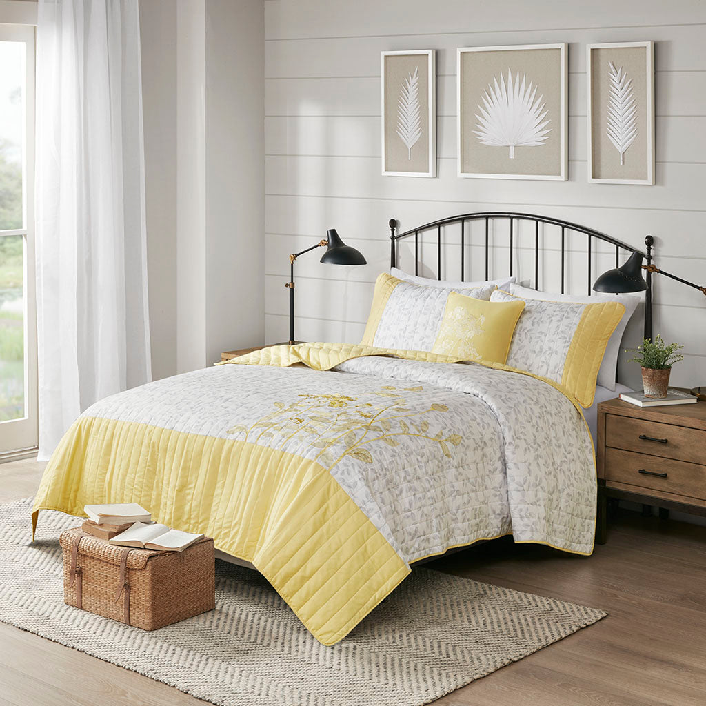 Pippa 4 Piece Embroidered Microfiber Quilt Set with Throw Pillow