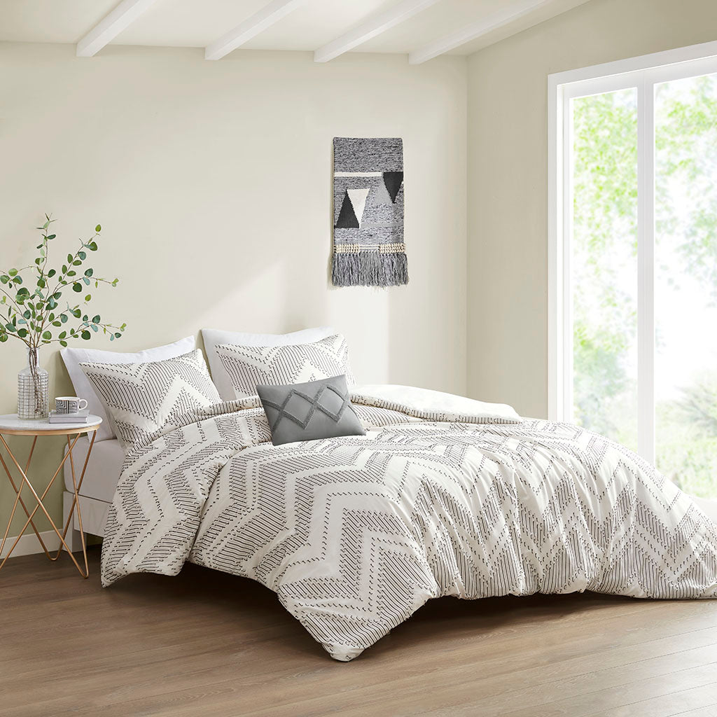 Bayside 4 Piece Cotton Clip Jacquard Duvet Cover Set