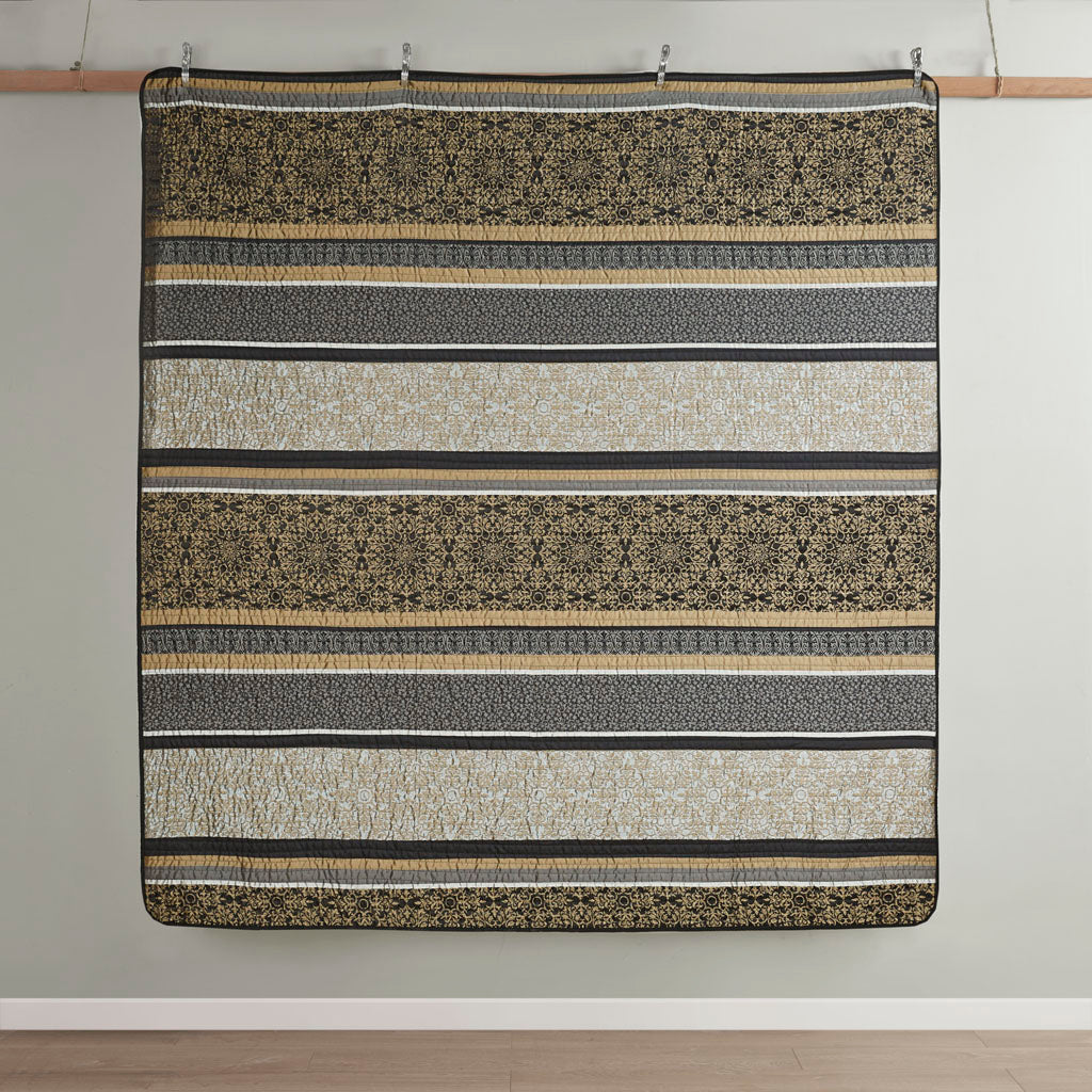 Paige 3 Piece Jacquard Quilt Set