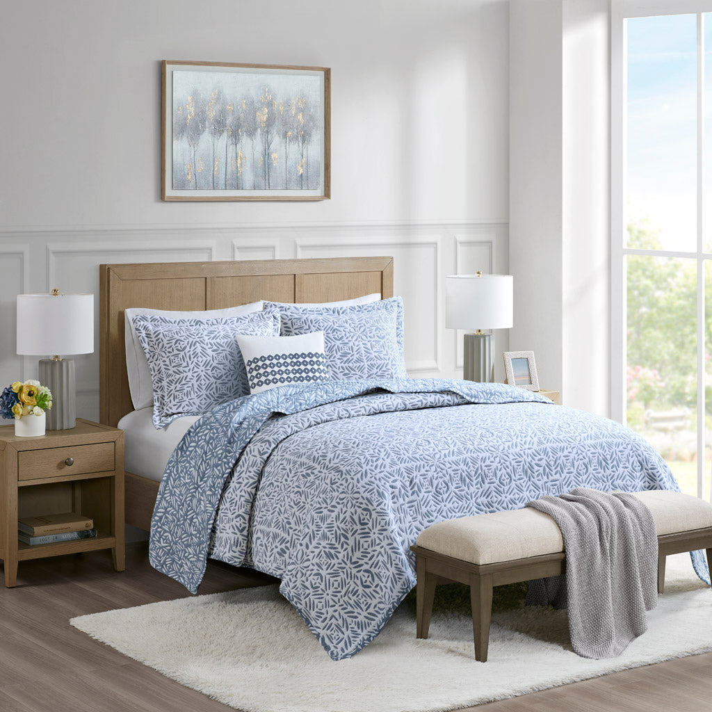 Harmony 4 Piece Oversized Reversible Matelasse Coverlet Set with Throw Pillow