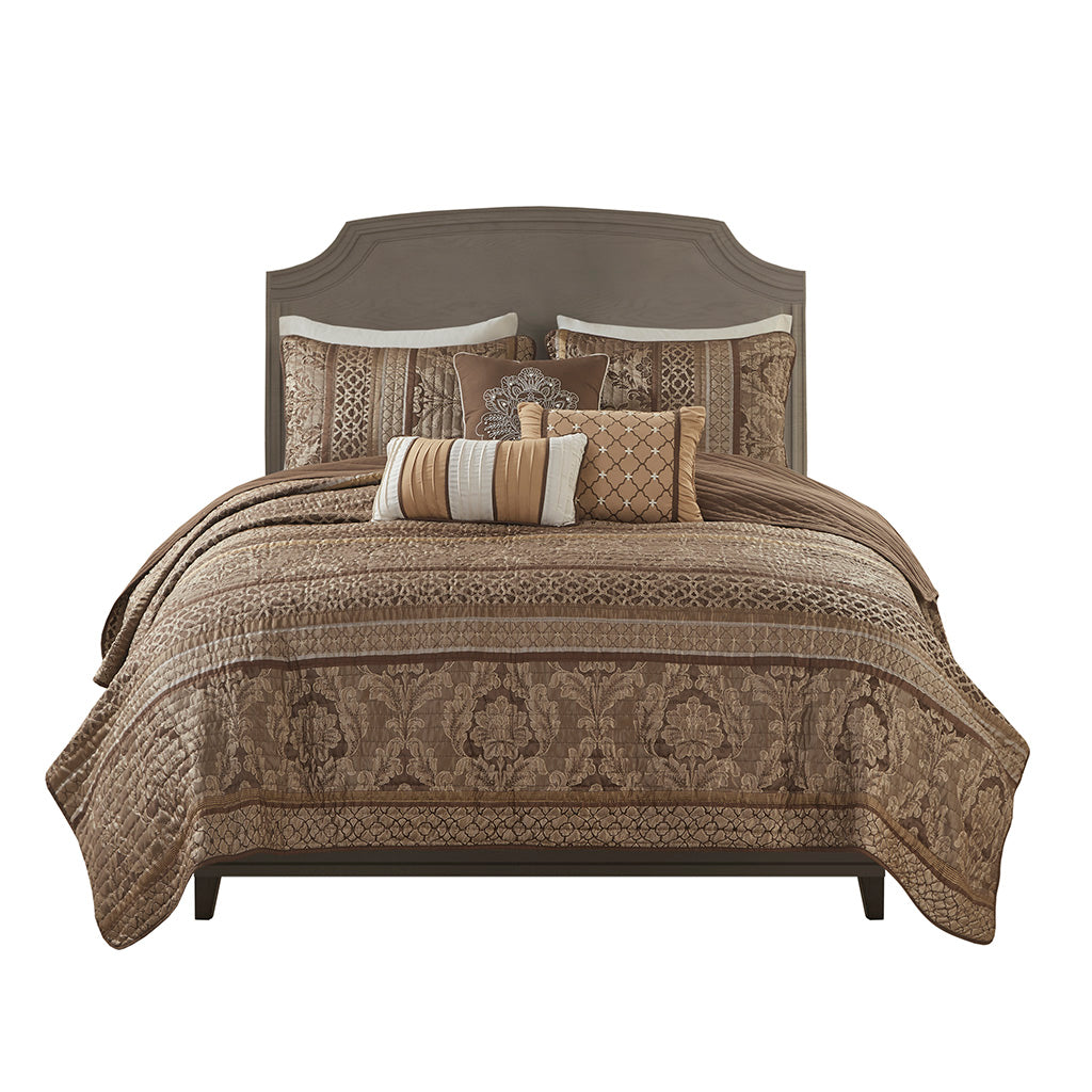 Bellagio 6 Piece Jacquard Quilt Set with Throw Pillows