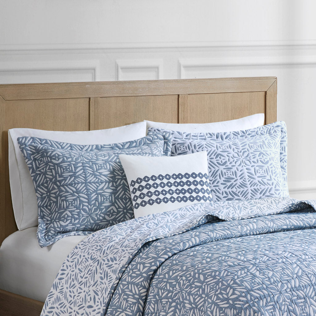 Harmony 4 Piece Oversized Reversible Matelasse Coverlet Set with Throw Pillow