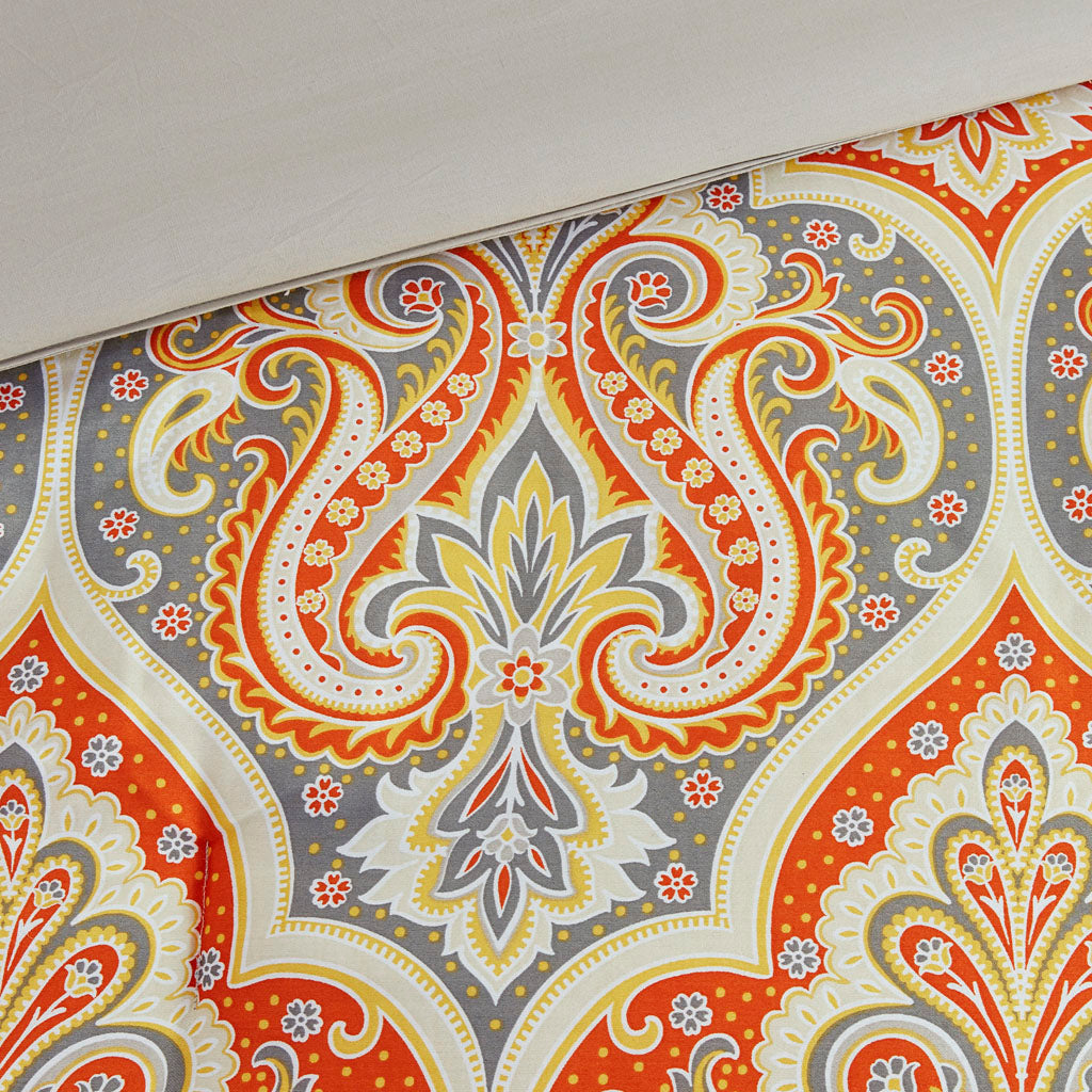 Nisha Comforter Set