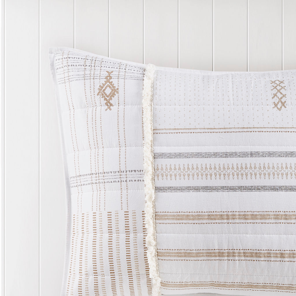 Salar 3 Piece Printed Cotton Quilt Set with Trims