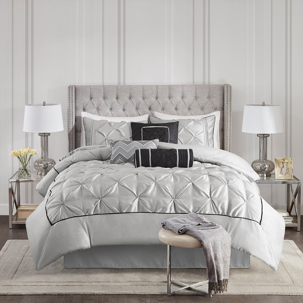 Laurel 7 Piece Tufted Comforter Set