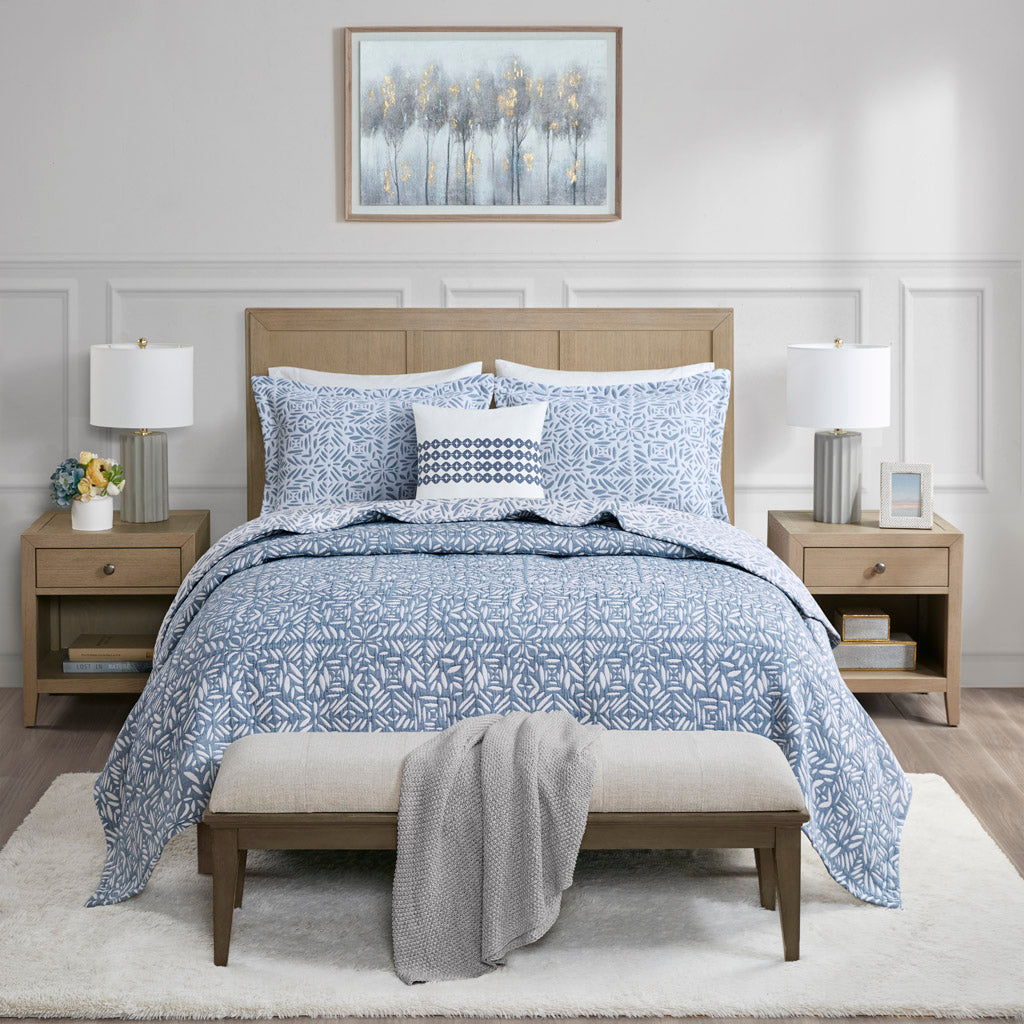 Harmony 4 Piece Oversized Reversible Matelasse Coverlet Set with Throw Pillow