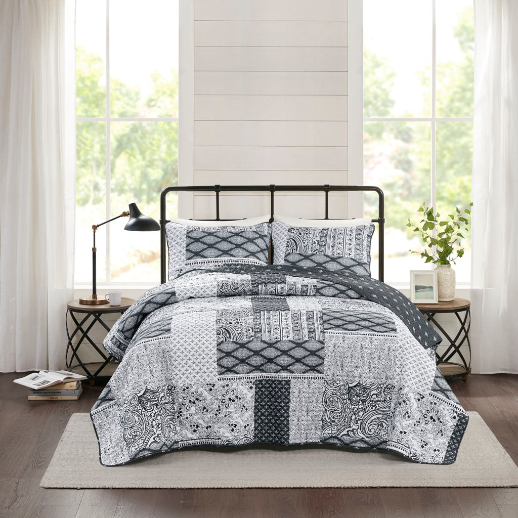 Cassel 3 Piece Reversible Microfiber Quilt Set