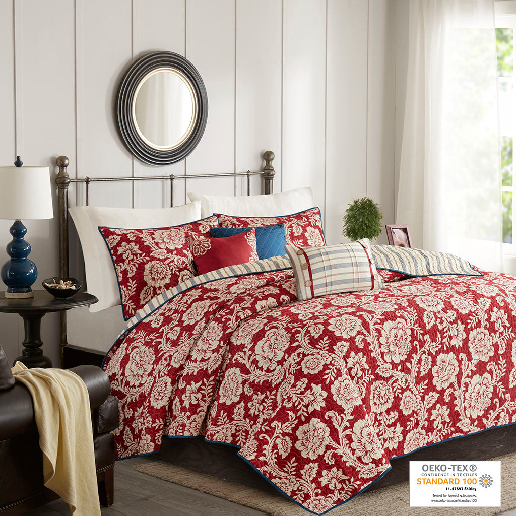 Lucy 6 Piece Reversible Cotton Twill Quilt Set with Throw Pillows