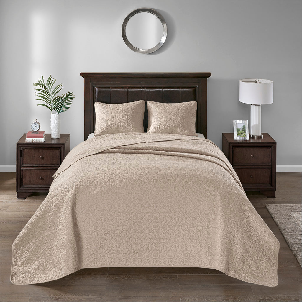 Quebec Reversible Bedspread Set