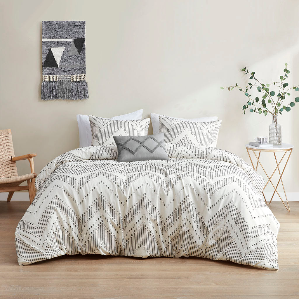 Bayside 4 Piece Cotton Clip Jacquard Duvet Cover Set