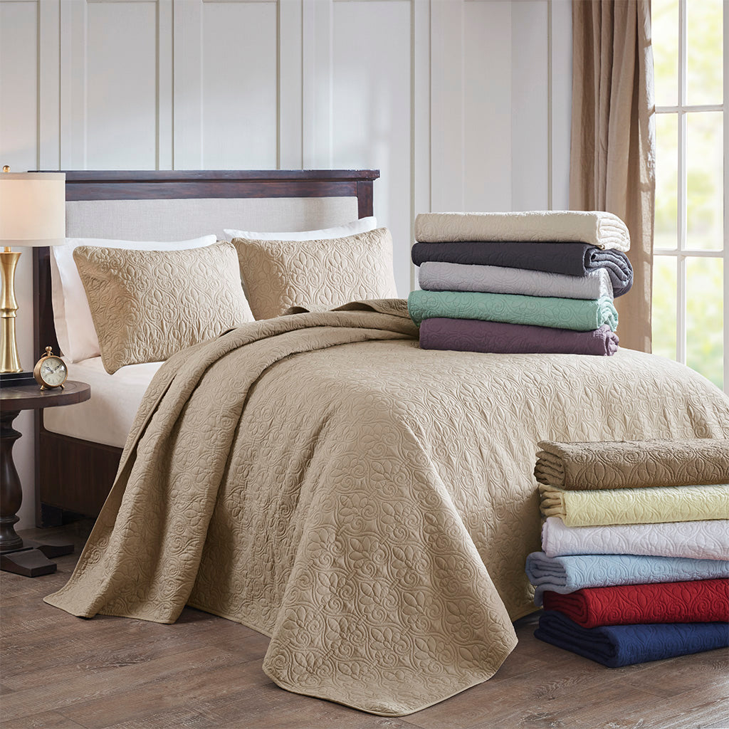 Quebec Reversible Bedspread Set