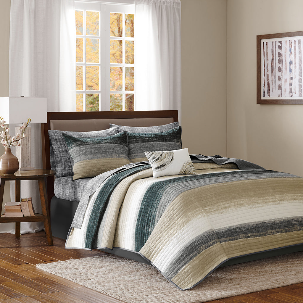 Saben 6 Piece Quilt Set with Cotton Bed Sheets