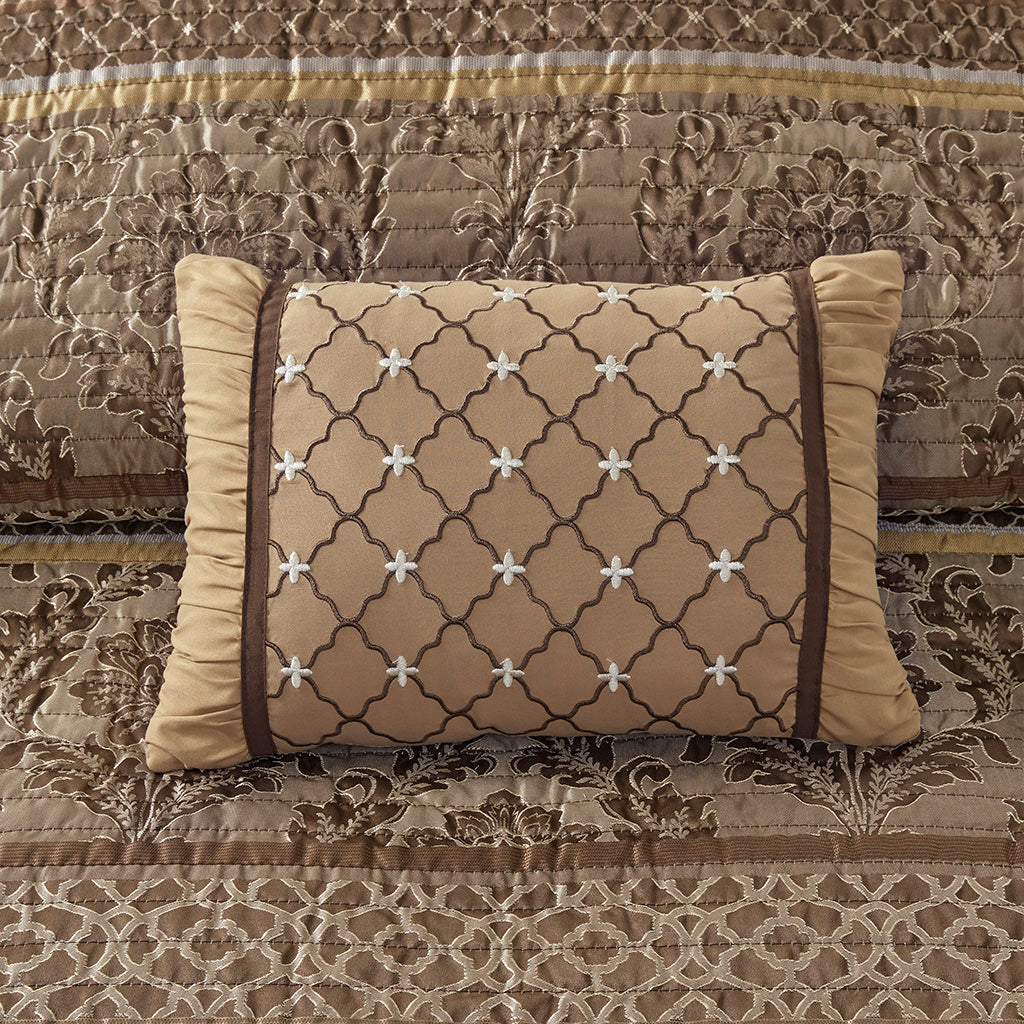 Bellagio 6 Piece Jacquard Quilt Set with Throw Pillows